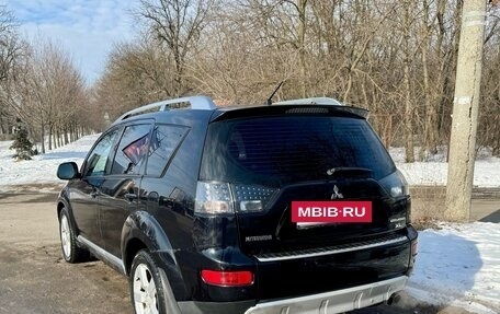 Mitsubishi Outlander III рестайлинг 3, 2008 год, 999 000 рублей, 3 фотография