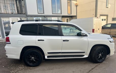 Toyota Land Cruiser 200, 2016 год, 6 350 000 рублей, 5 фотография