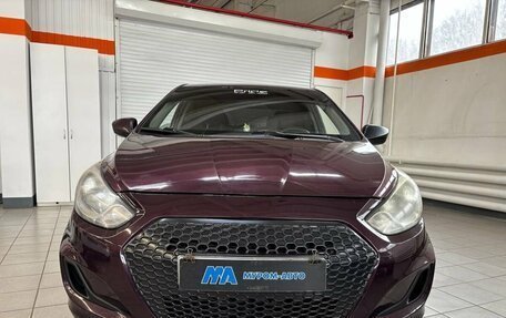 Hyundai Solaris II рестайлинг, 2011 год, 650 000 рублей, 2 фотография