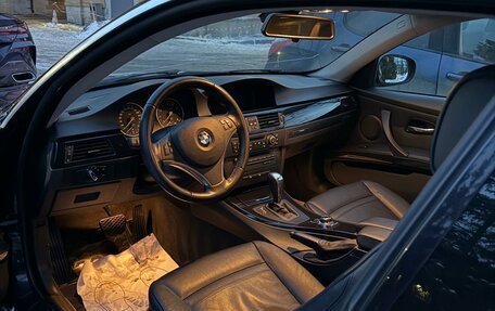 BMW 3 серия, 2010 год, 1 550 000 рублей, 3 фотография