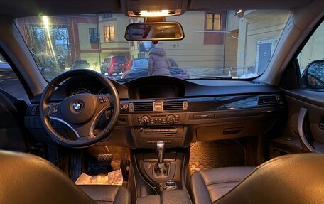 BMW 3 серия, 2010 год, 1 550 000 рублей, 4 фотография