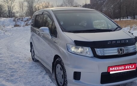 Honda Freed I, 2013 год, 1 270 000 рублей, 23 фотография