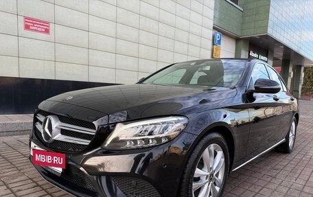 Mercedes-Benz C-Класс, 2019 год, 2 650 000 рублей, 3 фотография