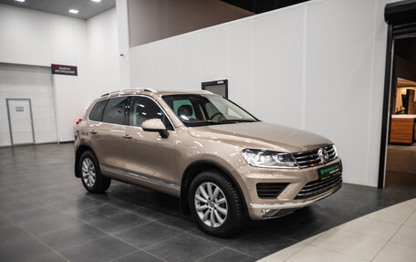 Volkswagen Touareg III, 2016 год, 3 150 000 рублей, 4 фотография