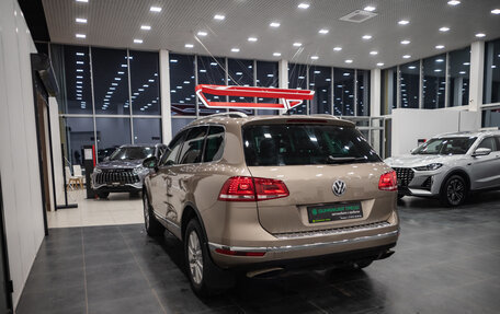 Volkswagen Touareg III, 2016 год, 3 150 000 рублей, 8 фотография