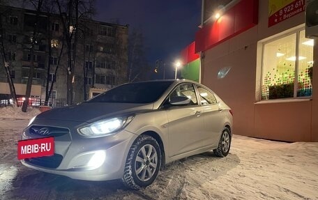 Hyundai Solaris II рестайлинг, 2011 год, 627 000 рублей, 11 фотография