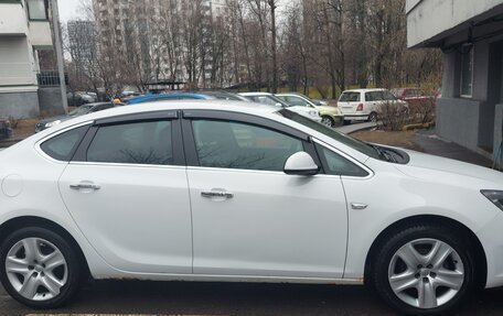 Opel Astra J, 2013 год, 780 000 рублей, 4 фотография