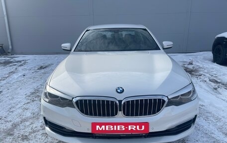 BMW 5 серия, 2019 год, 3 900 000 рублей, 2 фотография