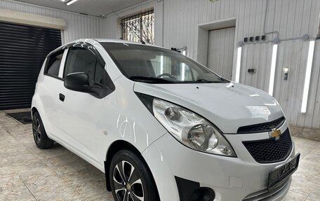 Chevrolet Spark III, 2013 год, 675 000 рублей, 2 фотография