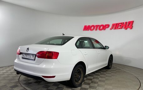 Volkswagen Jetta VI, 2013 год, 985 000 рублей, 4 фотография