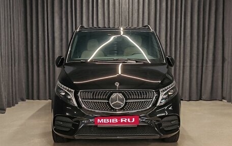 Mercedes-Benz V-Класс, 2023 год, 12 500 000 рублей, 2 фотография