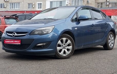 Opel Astra J, 2015 год, 1 100 000 рублей, 1 фотография