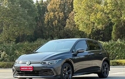 Volkswagen Golf VIII, 2021 год, 2 480 000 рублей, 1 фотография