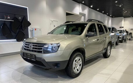 Renault Duster I рестайлинг, 2014 год, 1 015 000 рублей, 1 фотография