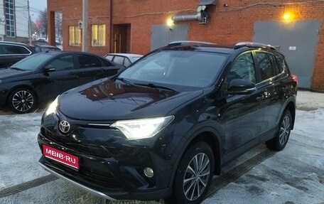 Toyota RAV4, 2018 год, 2 290 000 рублей, 1 фотография