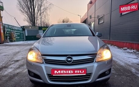 Opel Astra H, 2010 год, 625 000 рублей, 4 фотография