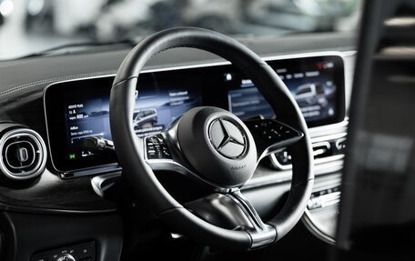 Mercedes-Benz V-Класс, 2025 год, 18 400 000 рублей, 25 фотография