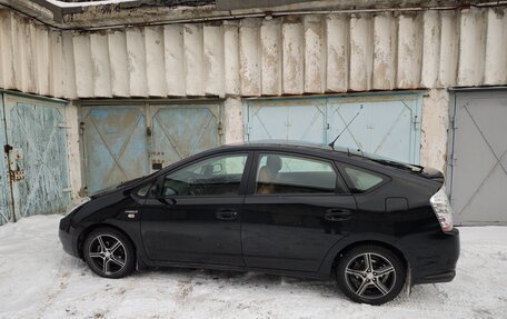 Toyota Prius, 2009 год, 990 000 рублей, 3 фотография