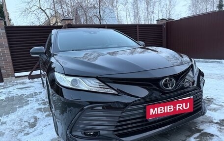 Toyota Camry, 2021 год, 3 280 000 рублей, 11 фотография