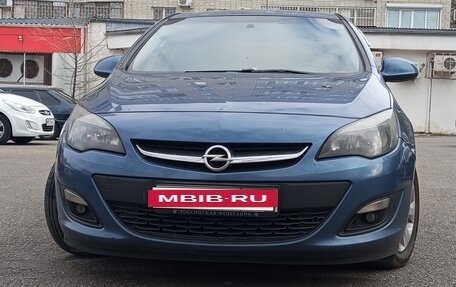 Opel Astra J, 2015 год, 1 100 000 рублей, 3 фотография