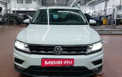 Volkswagen Tiguan II, 2018 год, 2 127 000 рублей, 1 фотография