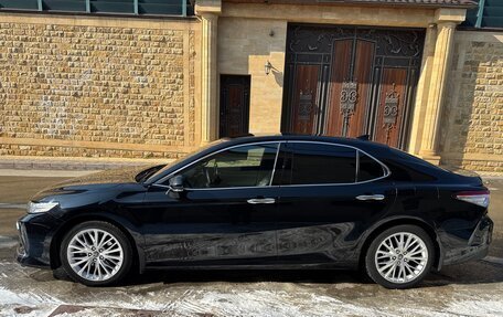 Toyota Camry, 2019 год, 2 870 000 рублей, 8 фотография