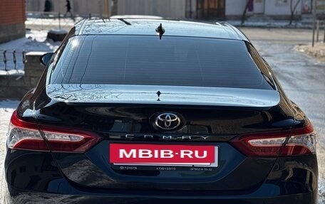 Toyota Camry, 2019 год, 2 870 000 рублей, 4 фотография