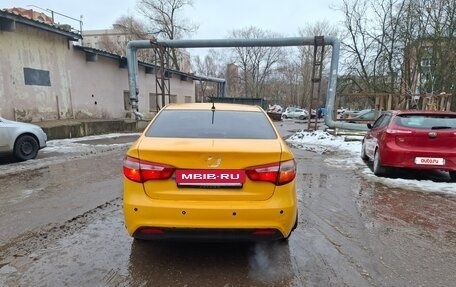 KIA Rio III рестайлинг, 2013 год, 600 000 рублей, 3 фотография