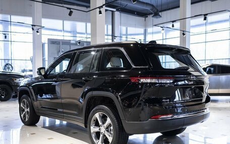 Jeep Grand Cherokee, 2023 год, 18 400 000 рублей, 5 фотография
