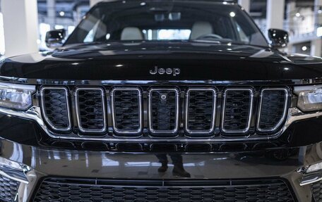 Jeep Grand Cherokee, 2023 год, 18 400 000 рублей, 9 фотография