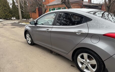 Hyundai Elantra V, 2012 год, 975 000 рублей, 6 фотография