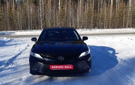 Toyota Camry, 2020 год, 4 000 000 рублей, 5 фотография