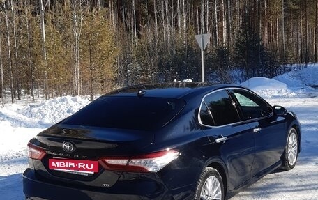 Toyota Camry, 2020 год, 4 000 000 рублей, 2 фотография