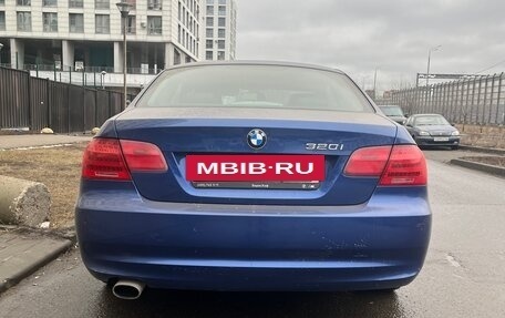 BMW 3 серия, 2011 год, 1 620 000 рублей, 13 фотография