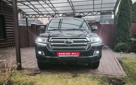 Toyota Land Cruiser 200, 2016 год, 7 100 000 рублей, 4 фотография