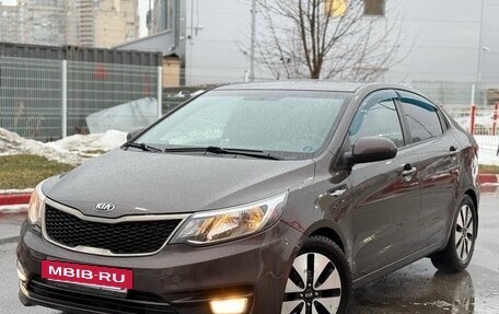 KIA Rio III рестайлинг, 2015 год, 1 090 000 рублей, 3 фотография