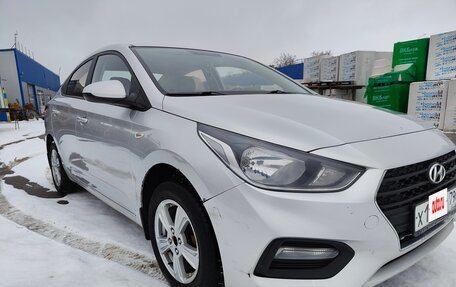 Hyundai Solaris II рестайлинг, 2018 год, 1 050 000 рублей, 2 фотография