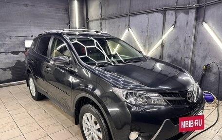 Toyota RAV4, 2014 год, 1 900 000 рублей, 2 фотография