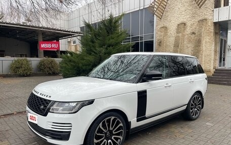 Land Rover Range Rover IV рестайлинг, 2018 год, 7 700 000 рублей, 10 фотография