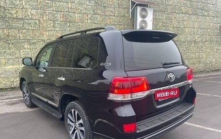 Toyota Land Cruiser 200, 2017 год, 6 300 000 рублей, 15 фотография