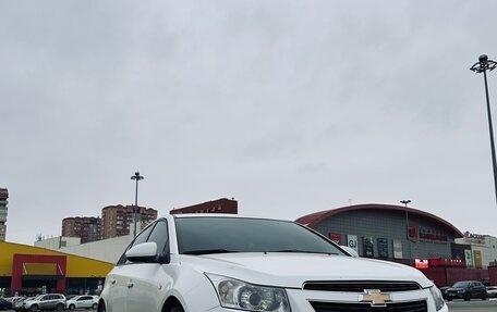 Chevrolet Cruze II, 2013 год, 965 000 рублей, 2 фотография