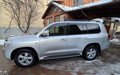 Toyota Land Cruiser 200, 2010 год, 3 321 000 рублей, 5 фотография