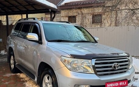 Toyota Land Cruiser 200, 2010 год, 3 321 000 рублей, 2 фотография