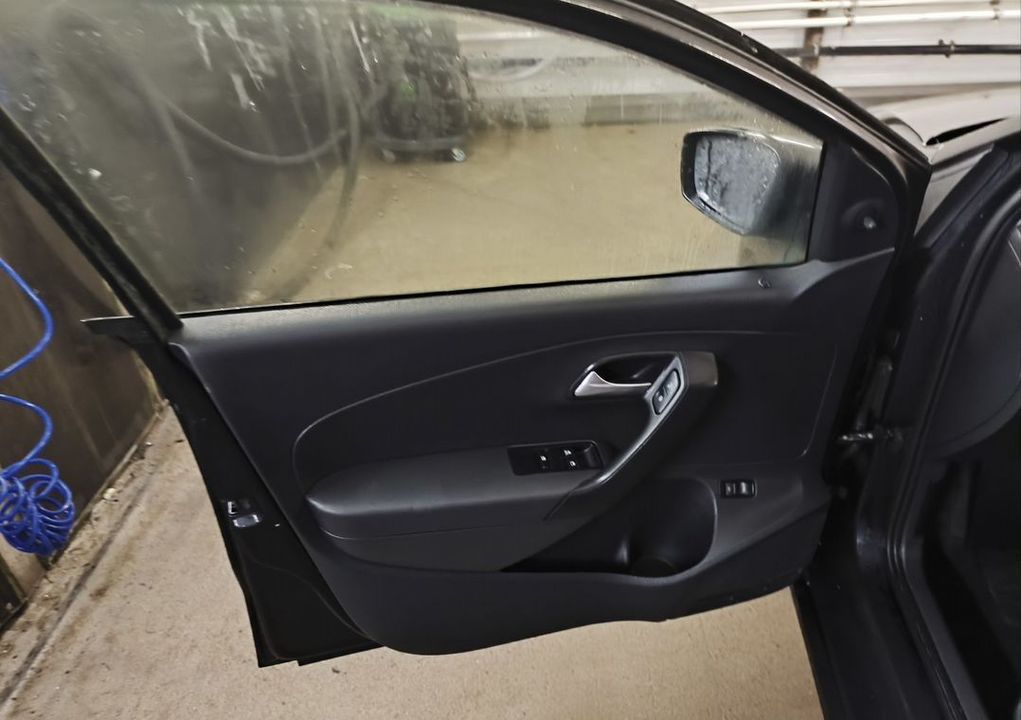 Volkswagen Polo V, 2010 год, 580 000 рублей, 11 фотография