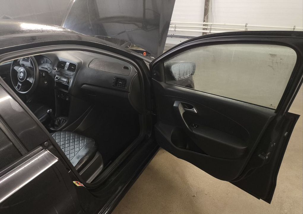 Volkswagen Polo V, 2010 год, 580 000 рублей, 9 фотография