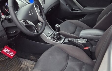 Hyundai Elantra V, 2012 год, 1 050 000 рублей, 6 фотография