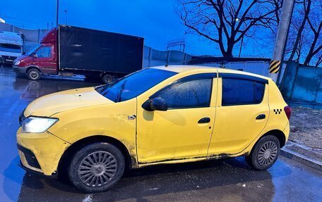 Renault Sandero II рестайлинг, 2020 год, 620 000 рублей, 3 фотография