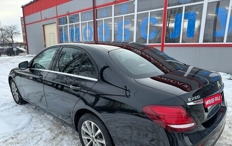 Mercedes-Benz E-Класс, 2019 год, 2 550 000 рублей, 5 фотография