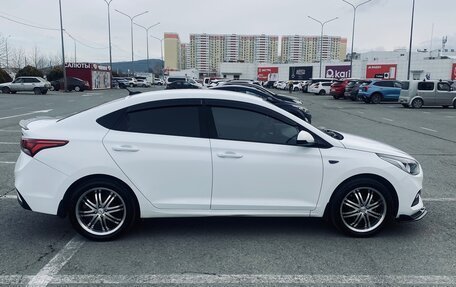 Hyundai Solaris II рестайлинг, 2018 год, 1 150 000 рублей, 2 фотография