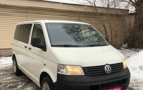 Volkswagen Transporter T5 рестайлинг, 2008 год, 850 000 рублей, 2 фотография